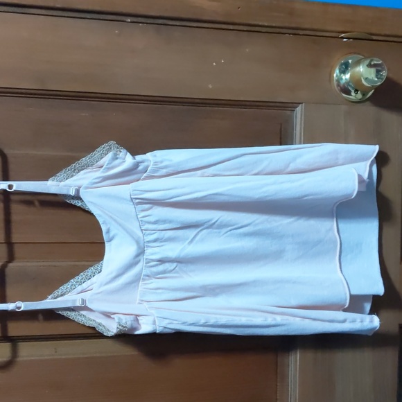 2 Pink Tops 🩷🩷 - Picture 6 of 12